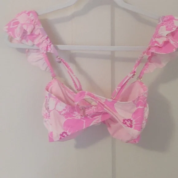 No Boundaries Ruffled hot Barbie pink Bikini Top floral print juniors size large - Picture 3 of 4